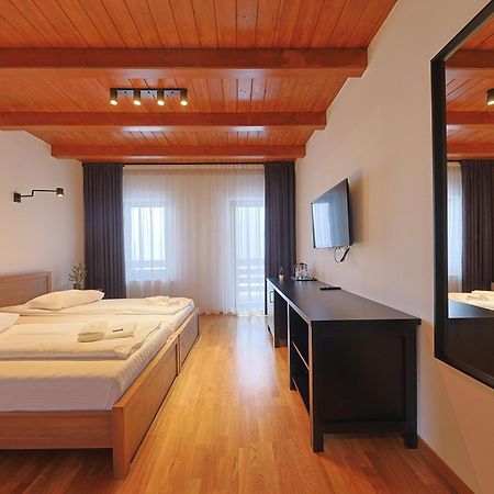Castor Hotel Hargitafürdő Kültér fotó